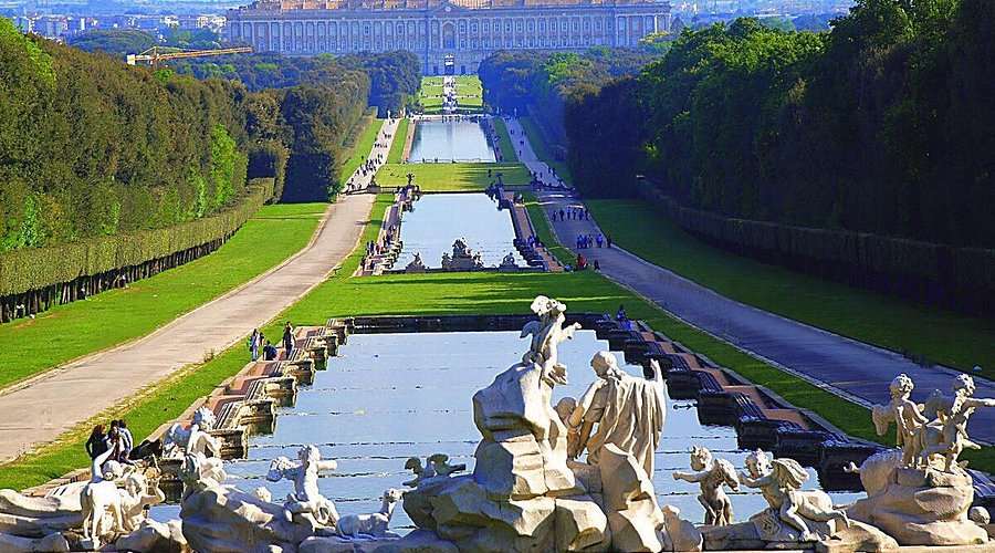 Il Parco della Reggia di Caserta – Parco archeologico di Paestum e degustazione mozzarella di bufala – 2 Agosto 2026